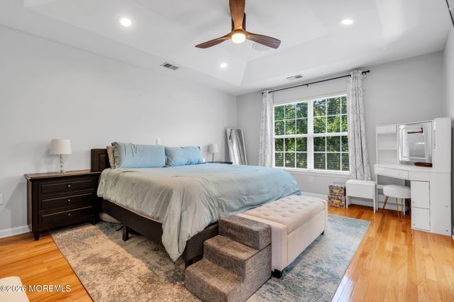 20 Russell Court, Matawan, NJ 07747