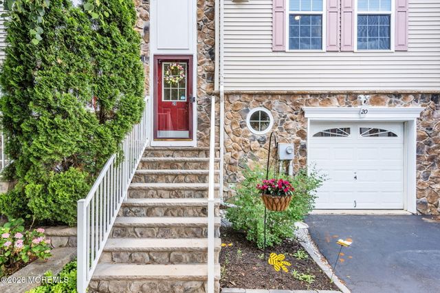 20 Russell Court, Matawan, NJ 07747