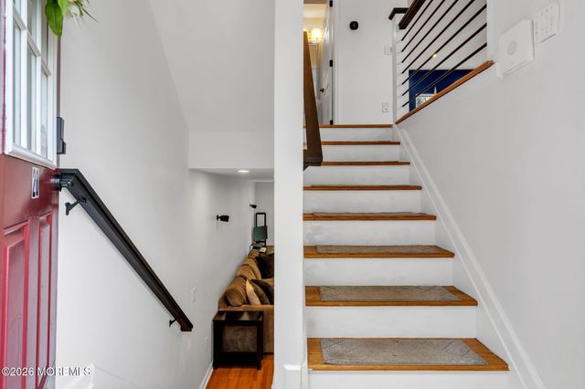 20 Russell Court, Matawan, NJ 07747