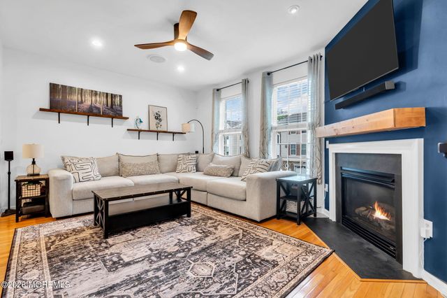 20 Russell Court, Matawan, NJ 07747