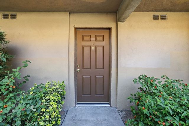 17000 Burbank Boulevard 108, Encino, CA 91316