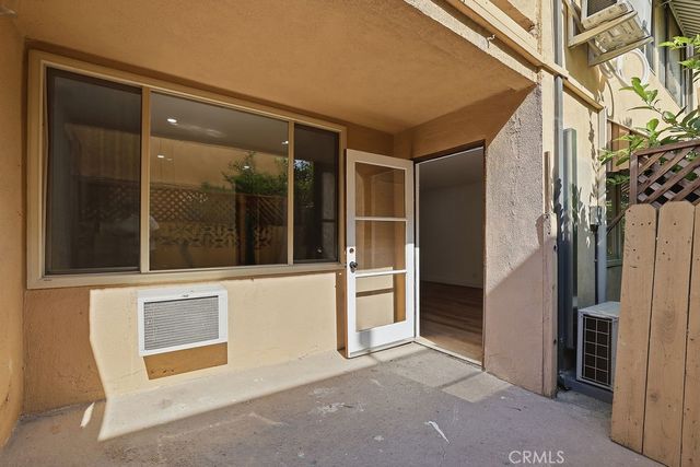 17000 Burbank Boulevard 108, Encino, CA 91316