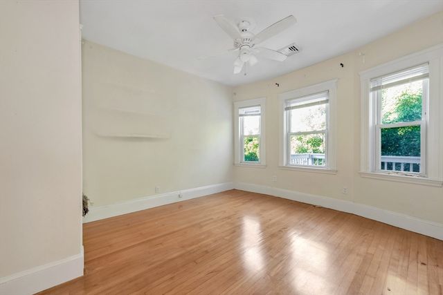 299-301 Alewife Brook Pkwy 2, Somerville, MA 02144