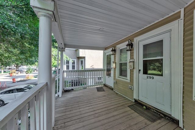 299-301 Alewife Brook Pkwy 2, Somerville, MA 02144