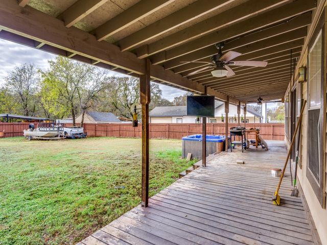 2748 Timberline Drive, Fort Worth, TX 76119