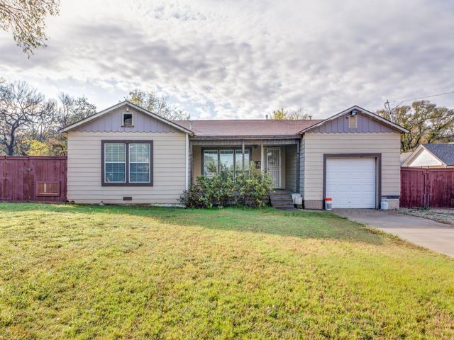 2748 Timberline Drive, Fort Worth, TX 76119