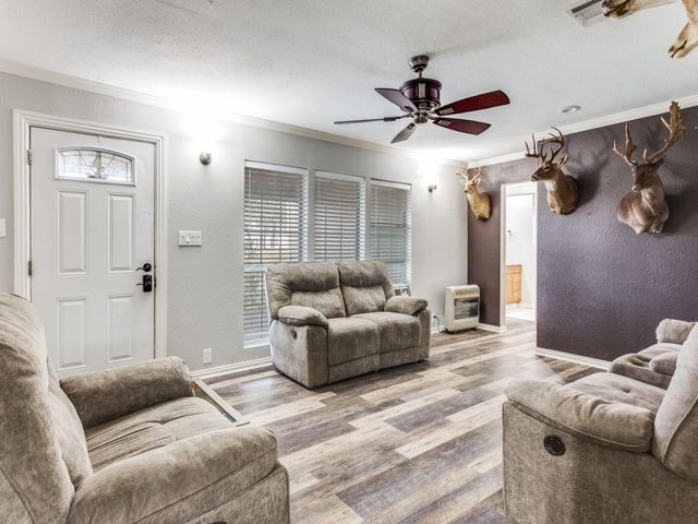 2748 Timberline Drive, Fort Worth, TX 76119