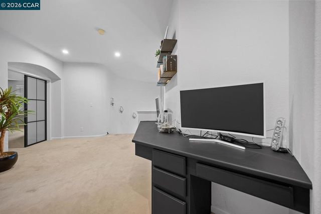 1020 Pebble Beach Dr, Clayton, CA 94517