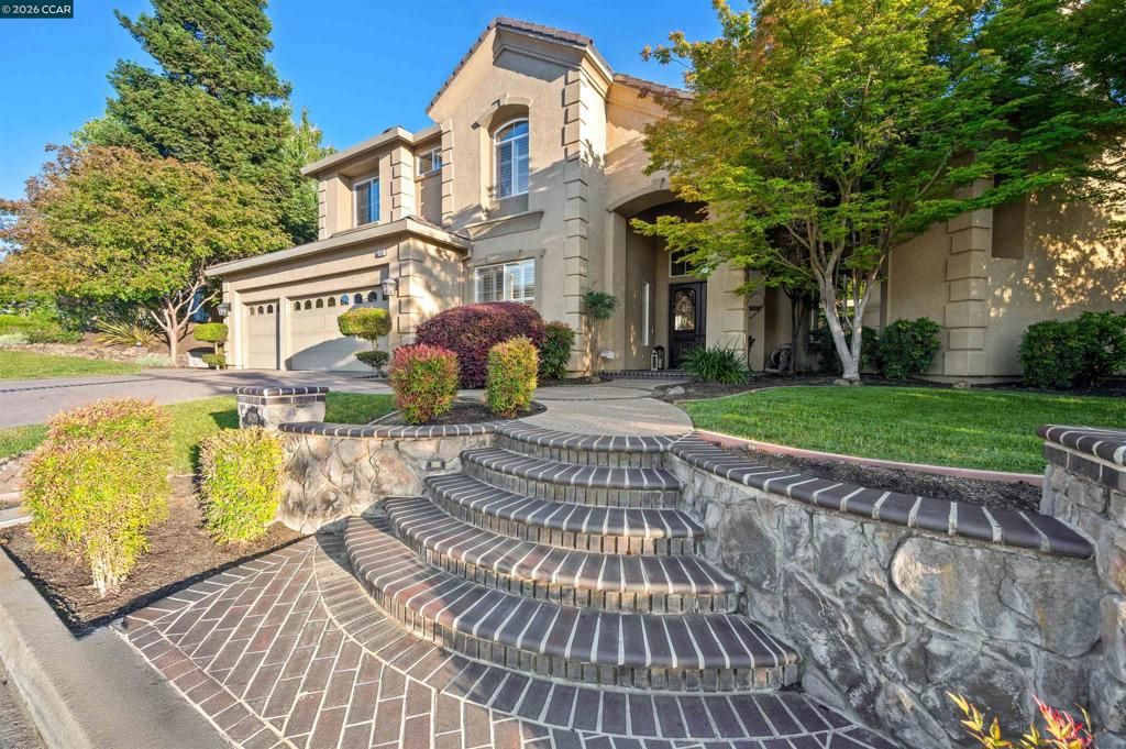 Image 1 of property listing at 1020 Pebble Beach Dr, Clayton, CA 94517