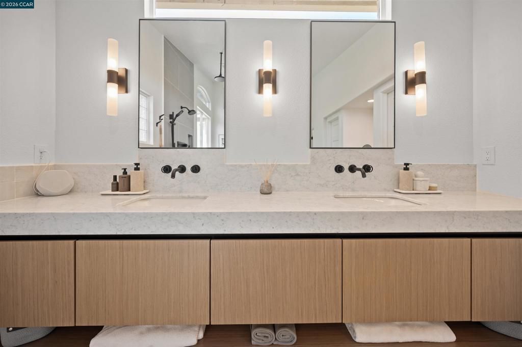 Image 10 of property listing at 1020 Pebble Beach Dr, Clayton, CA 94517