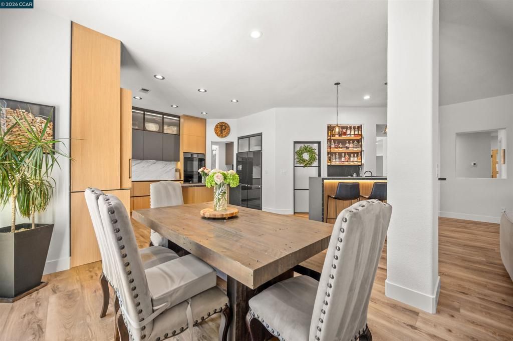 Image 23 of property listing at 1020 Pebble Beach Dr, Clayton, CA 94517