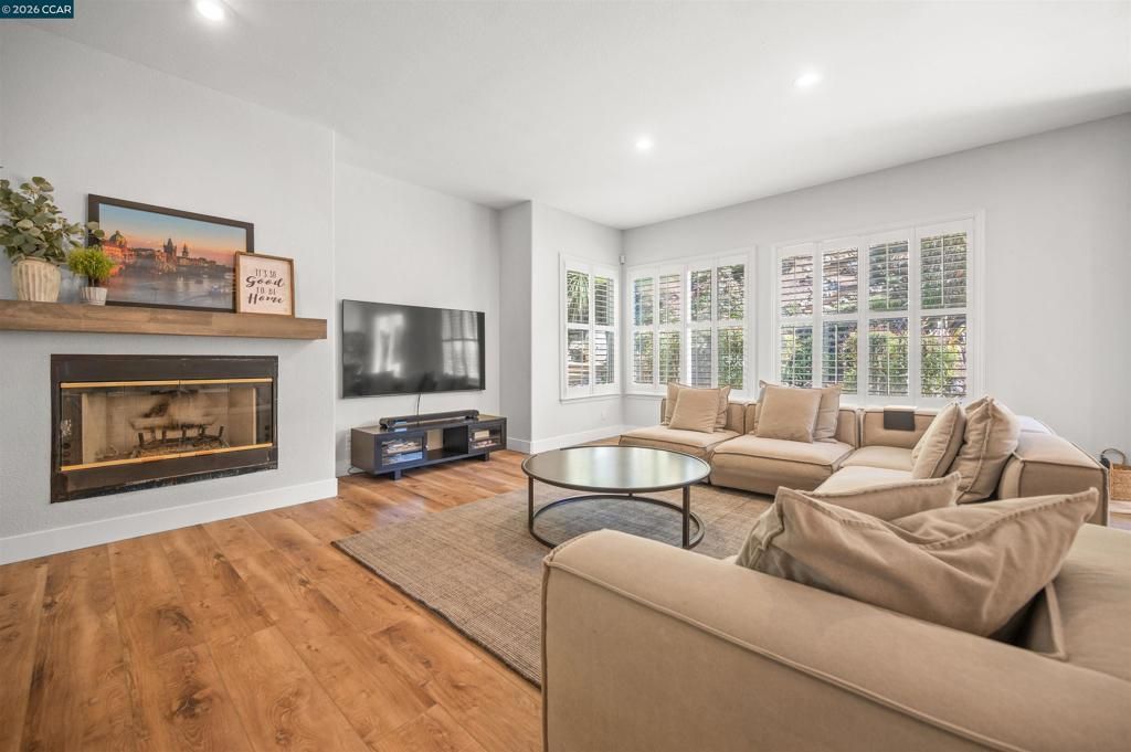 Image 30 of property listing at 1020 Pebble Beach Dr, Clayton, CA 94517