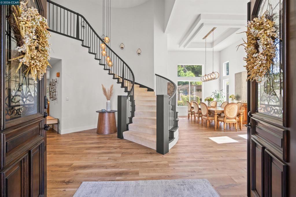 Image 38 of property listing at 1020 Pebble Beach Dr, Clayton, CA 94517
