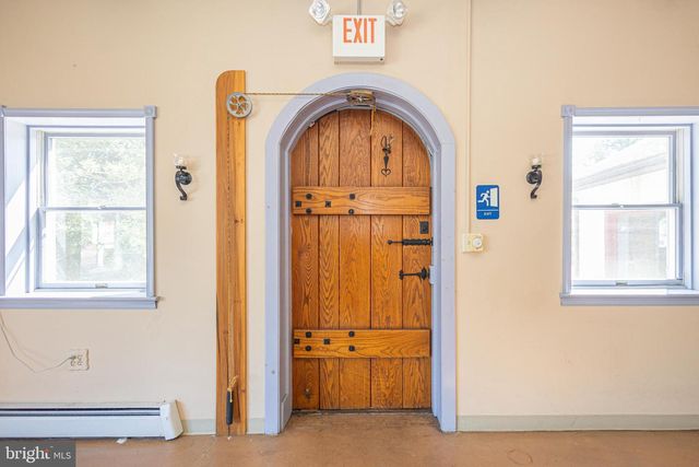 2537 BOGARTS TAVERN RD, Buckingham, PA 18912