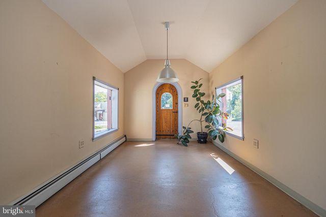 2537 BOGARTS TAVERN RD, Buckingham, PA 18912