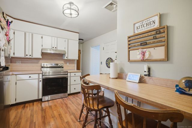 23 Baldwin Street, Meriden, CT 06451