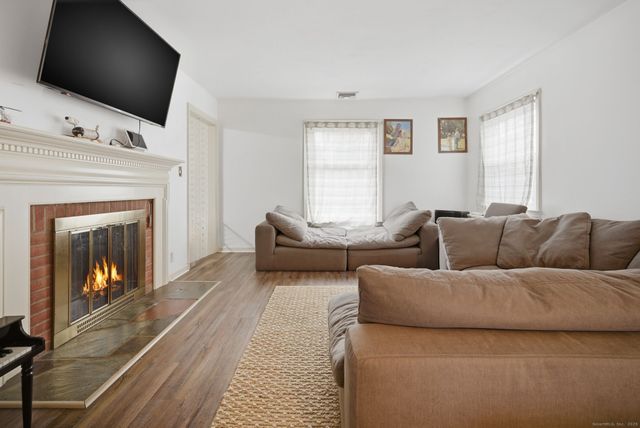 23 Baldwin Street, Meriden, CT 06451