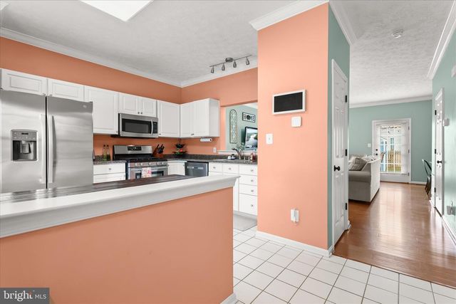 5 GUNFALLS GRTH, Nottingham, MD 21236