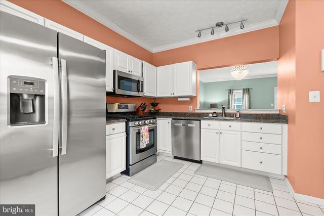 5 GUNFALLS GRTH, Nottingham, MD 21236
