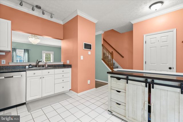 5 GUNFALLS GRTH, Nottingham, MD 21236