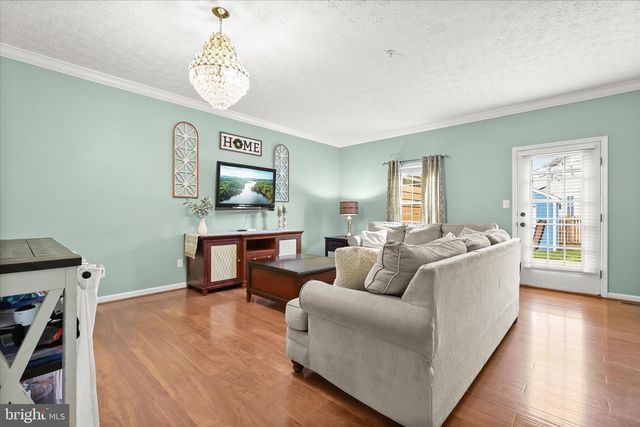 5 GUNFALLS GRTH, Nottingham, MD 21236