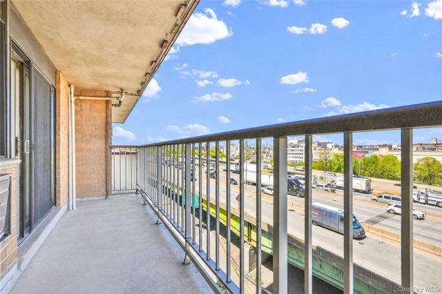 92-29 Queens Boulevard 8F, Rego Park, NY 11374