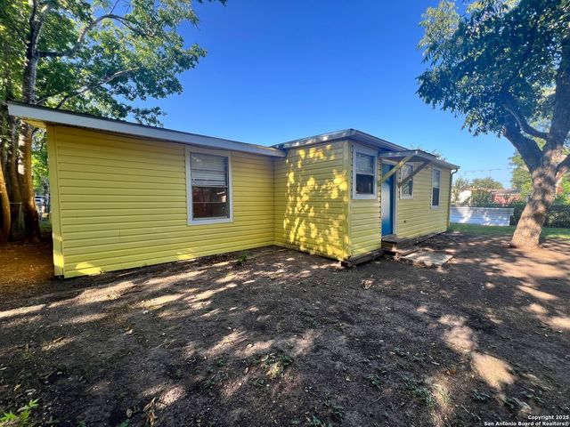 3843 Manchester, San Antonio, TX 78223