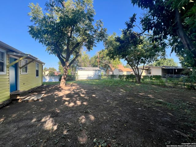 3843 Manchester, San Antonio, TX 78223