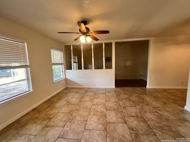 3843 Manchester, San Antonio, TX 78223