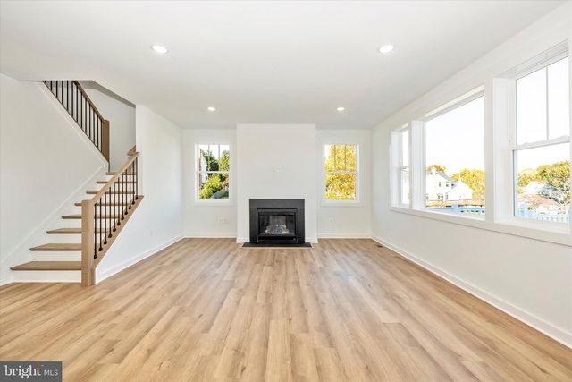 1383 SHANNON DR S, Greencastle, PA 17225