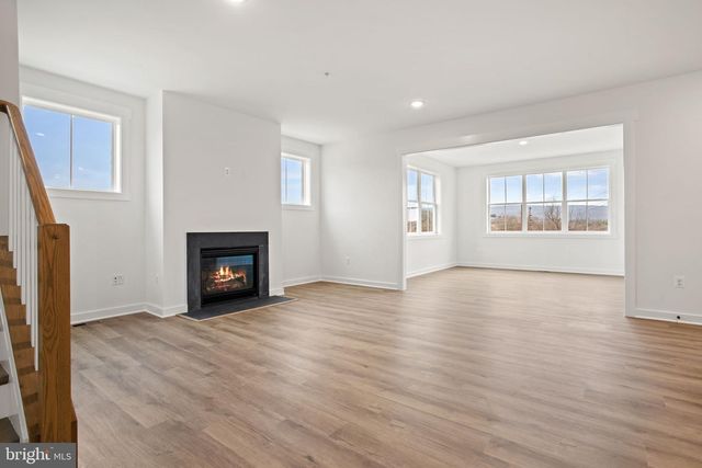 1383 SHANNON DR S, Greencastle, PA 17225