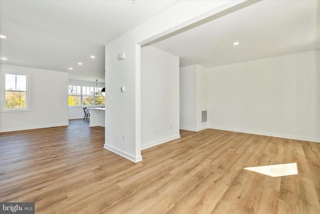 1383 SHANNON DR S, Greencastle, PA 17225