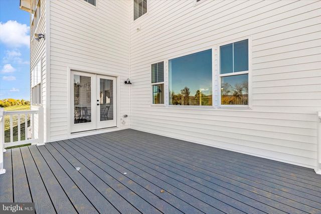 1383 SHANNON DR S, Greencastle, PA 17225