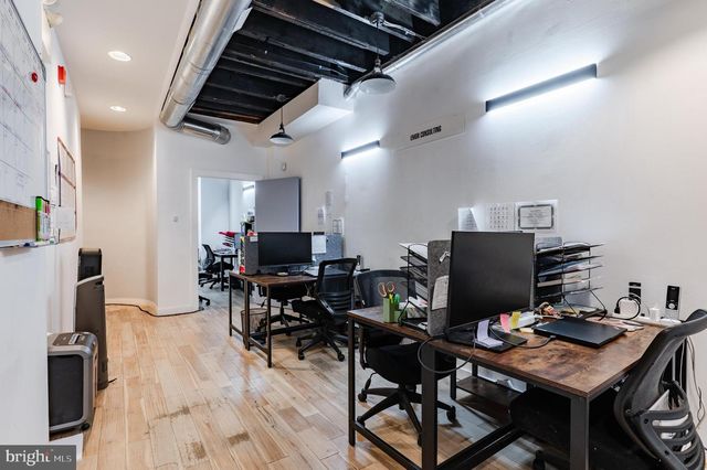 319 BAINBRIDGE ST, Philadelphia, PA 19147