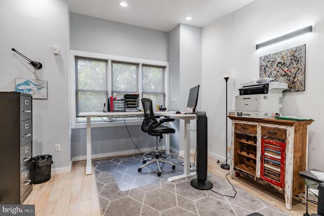 319 BAINBRIDGE ST, Philadelphia, PA 19147