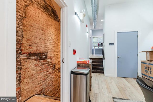 319 BAINBRIDGE ST, Philadelphia, PA 19147