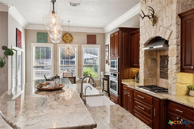 222 Longwood, New Braunfels, TX 78132