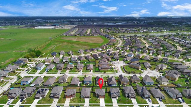 2927 Silverhorn Lane, Rosenberg, TX 77471