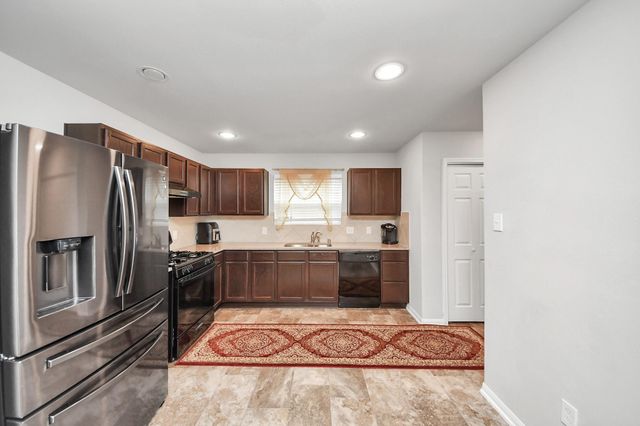 2927 Silverhorn Lane, Rosenberg, TX 77471