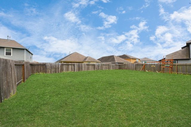 2927 Silverhorn Lane, Rosenberg, TX 77471