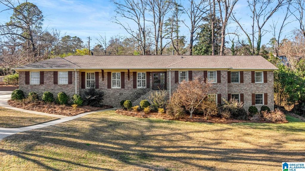 3768 LOCKSLEY DRIVE, Mountain Brook, AL 35223