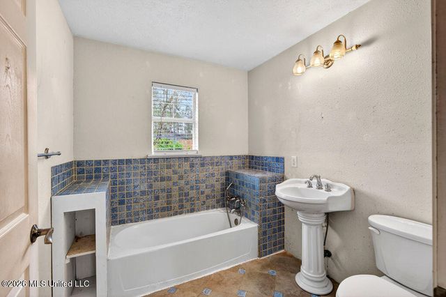 17105 Spring Lake Drive, Vancleave, MS 39565