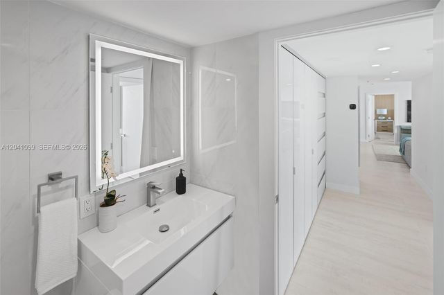 650 W Ave 1908 1908, Miami Beach, FL 33139