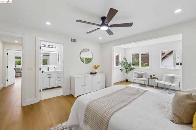 4049 Canon Ave, Oakland, CA 94602