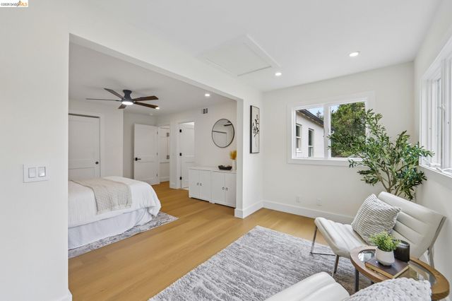 4049 Canon Ave, Oakland, CA 94602