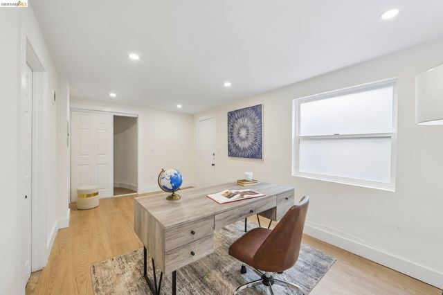 4049 Canon Ave, Oakland, CA 94602