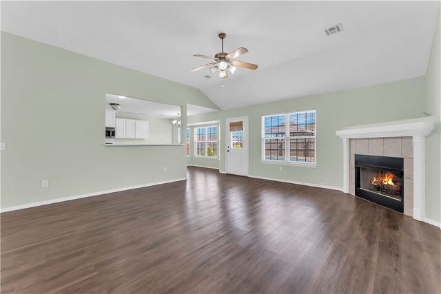 1901 SW Columbus Road, Bentonville, AR 72713