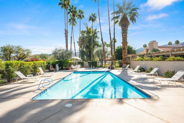 7651 Paseo Azulejo, Palm Springs, CA 92264