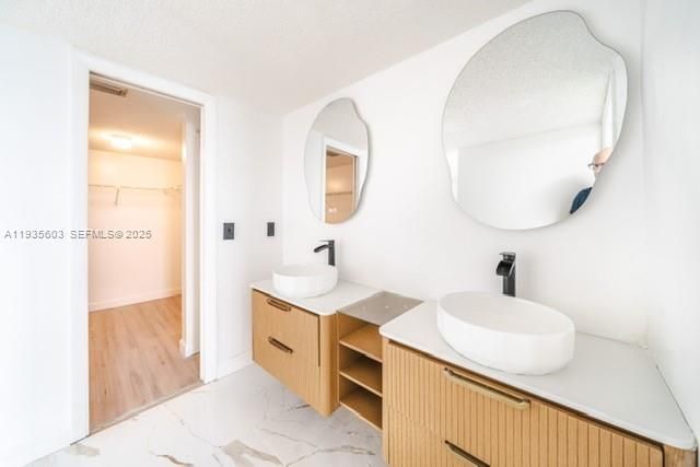 8020 Hampton Blvd 404, North Lauderdale, FL 33068