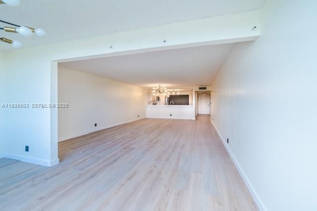 8020 Hampton Blvd 404, North Lauderdale, FL 33068